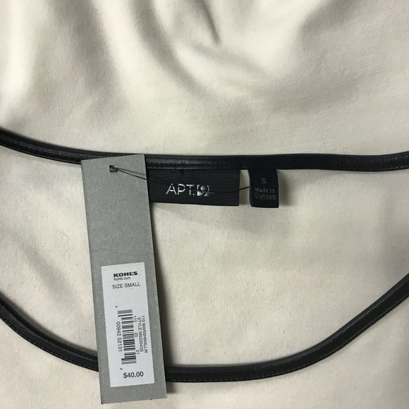 White peplum top - Picture 3 of 3